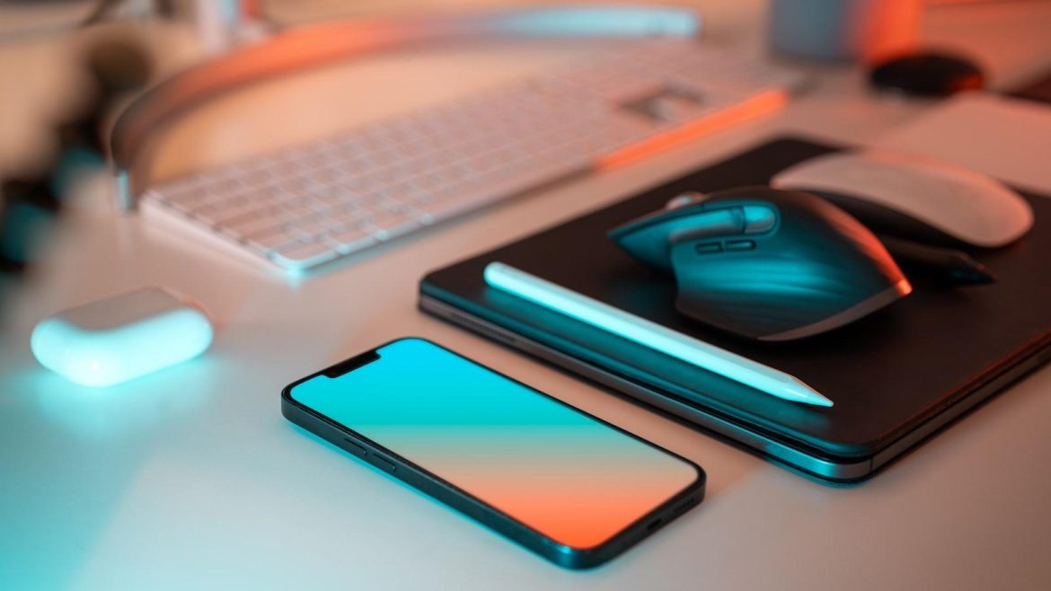 The Futuristic Revolution: Unleashing the Power of Electronic School Bags – Alleviating Student Burden with Cutting-edge Features & Benefits