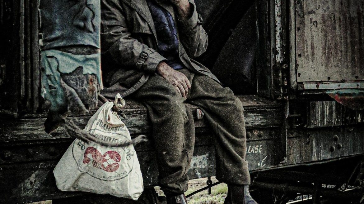 Discovering the Smoke Signals: Unveiling the Truth Behind E-Cigarettes vs. Traditional Smoking!