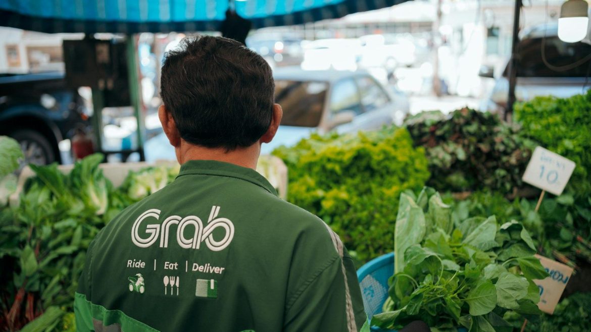 The Digital Compass: Unlocking Landscapes with Ease, Unveiling the Hidden Marvels of Electronic Mapping!