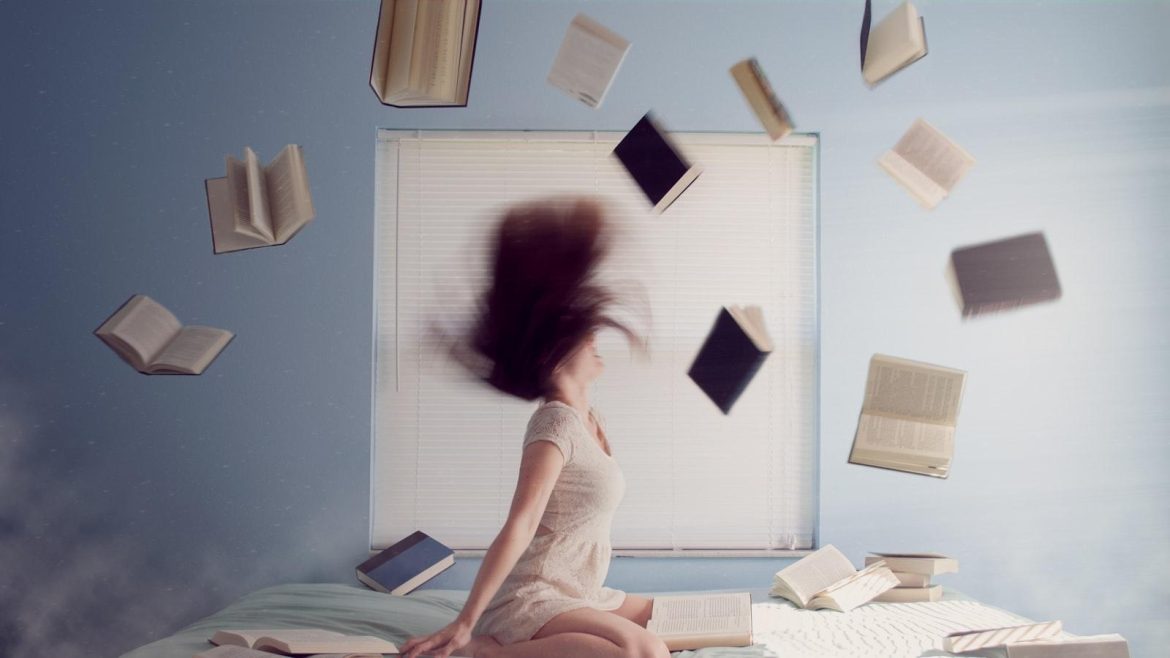 Unveiling the Technological Magic: Exploring the Expanded Perception Potential of Electronic Glasses