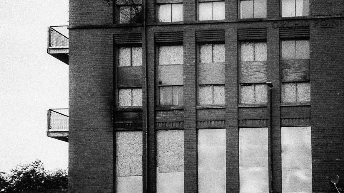 Unveiling the Privacy Benefits of Electronic Diaries: Features, Uses, and Protection